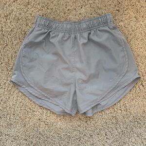 NIKE light gray shorts